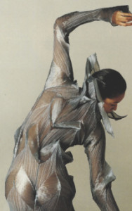 Miyake Pleats, del vestuario para el Ballet de Frankfurt. 1991